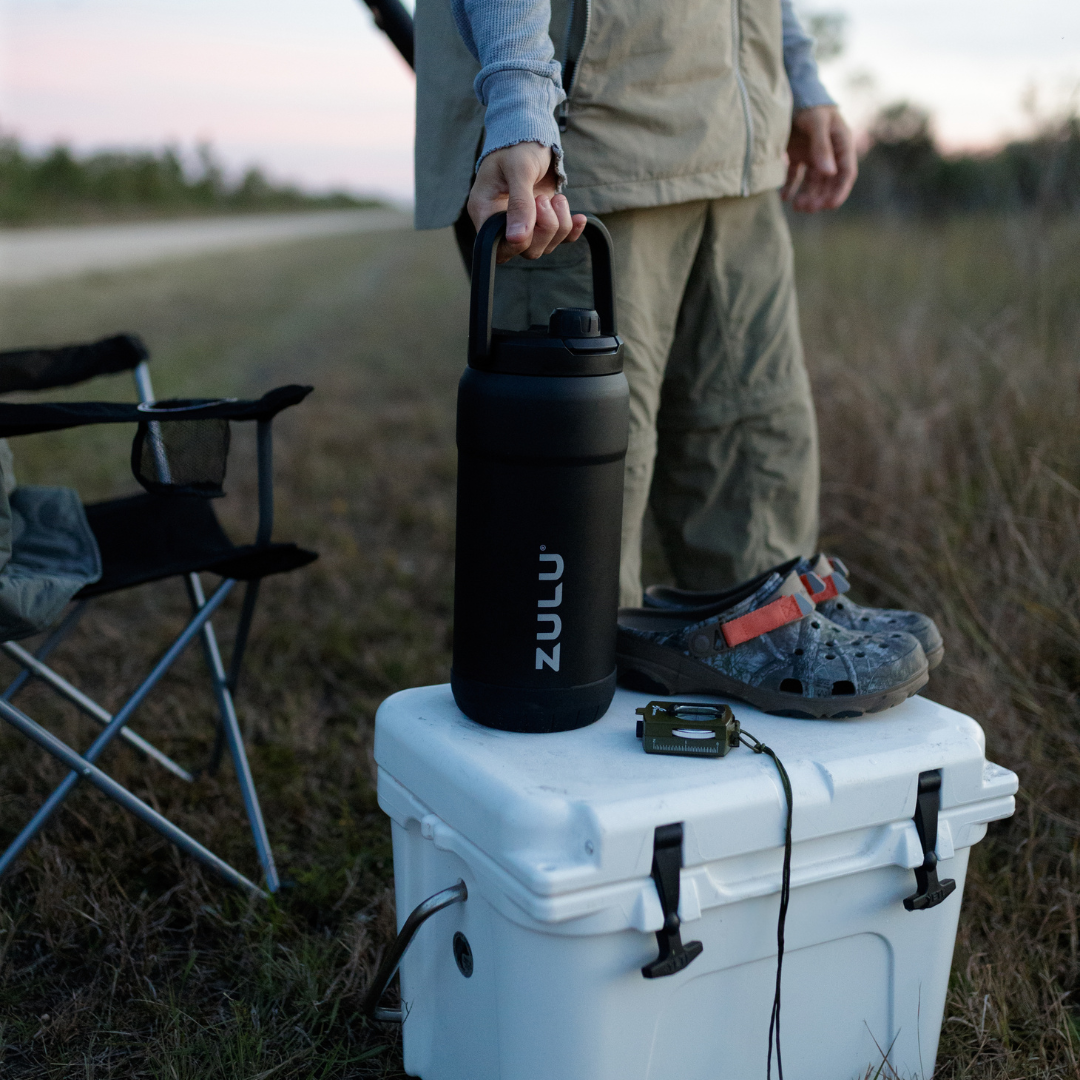 goals-mammoth-101oz-stainless-steel-bottle-v4 GoalsMammothBlackLifestyle.png