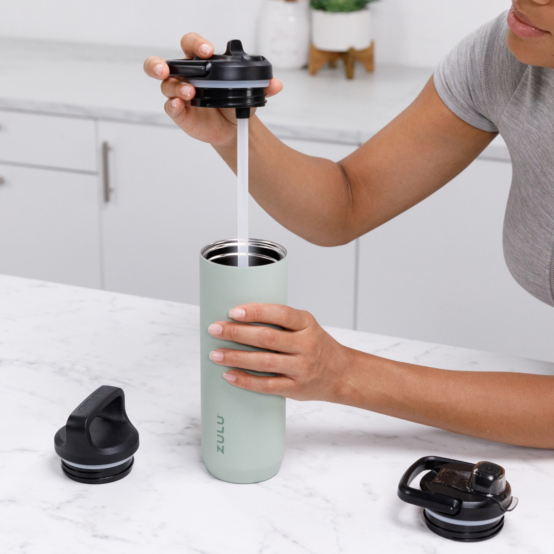 base-stainless-steel-bottle-with-three-lids-u9 zulu_base_sage_1_ffc2dc34-29fb-46eb-9906-8d726fa93f9a.png